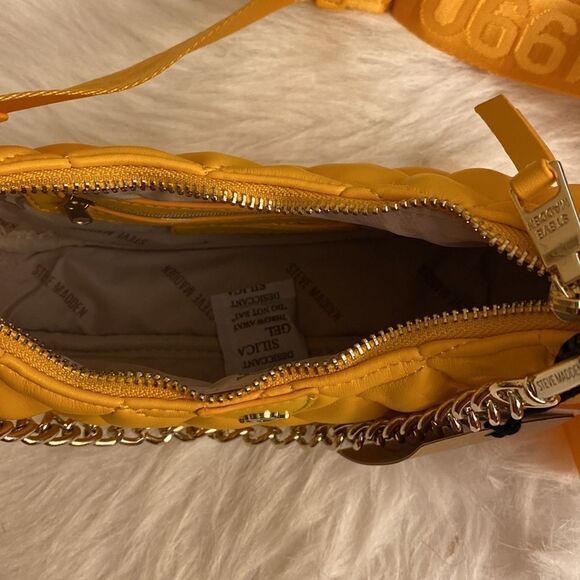 NWT Steve Madden (Bvital) Quilted Crossbody Bag w Air Pod Pouch - Yellow - Picture 16 of 16